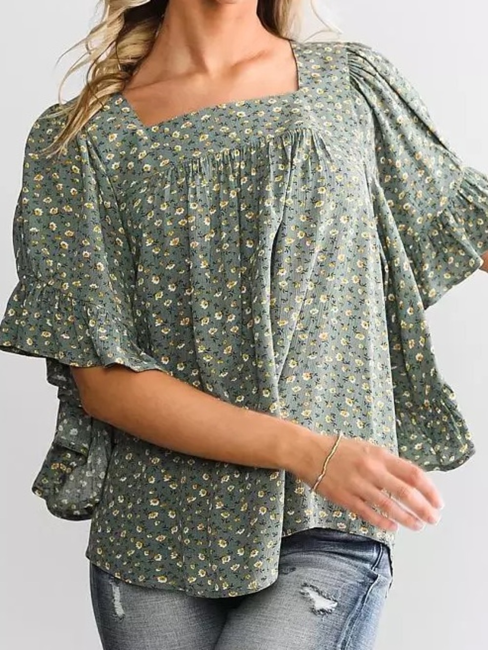 Daytrip Sage Green Floral Flutter Sleeve Blouse